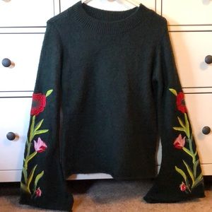 Emerald Green Bell Sleeved Floral Sweater